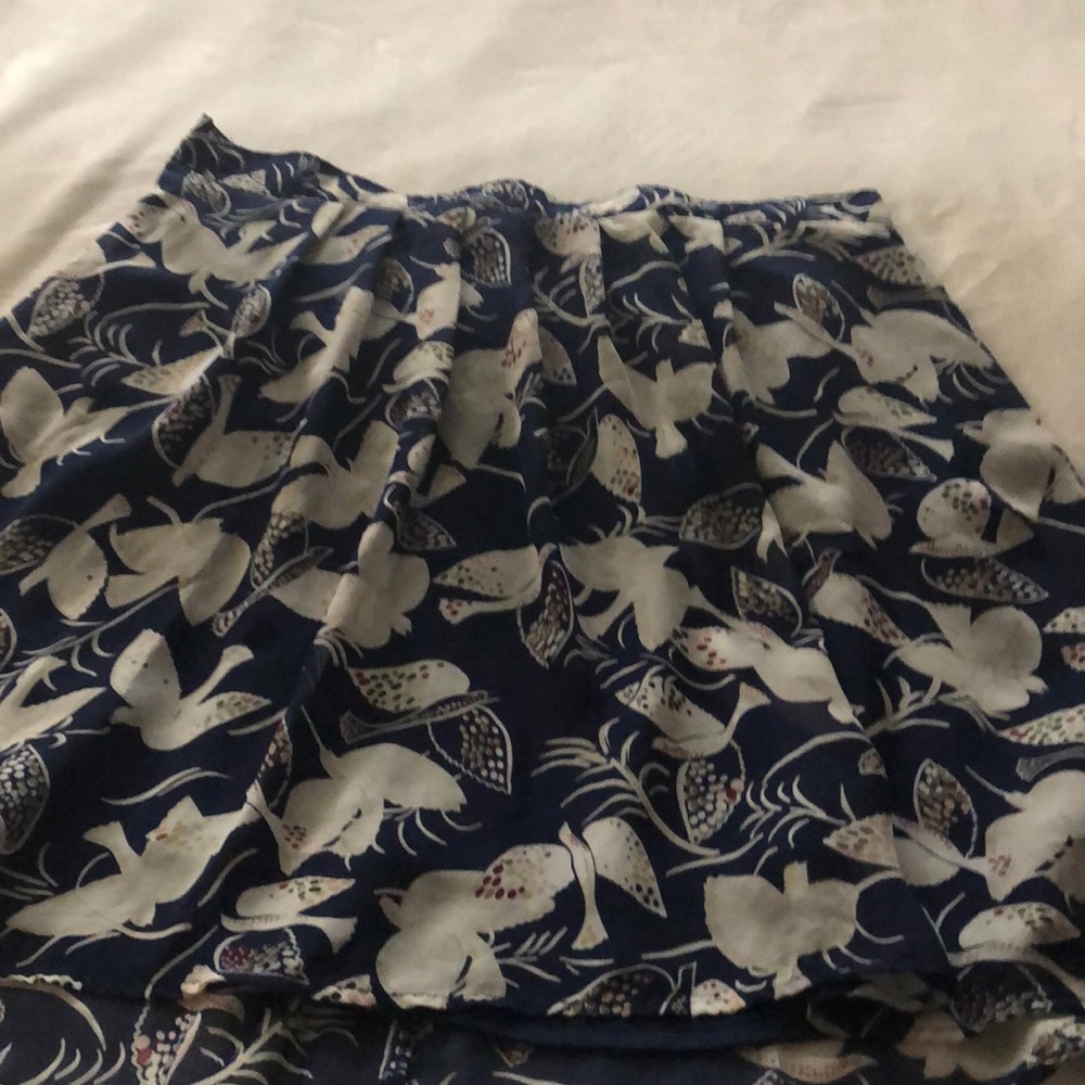 Bird Skirt Flowy Old Navy large lined blue white